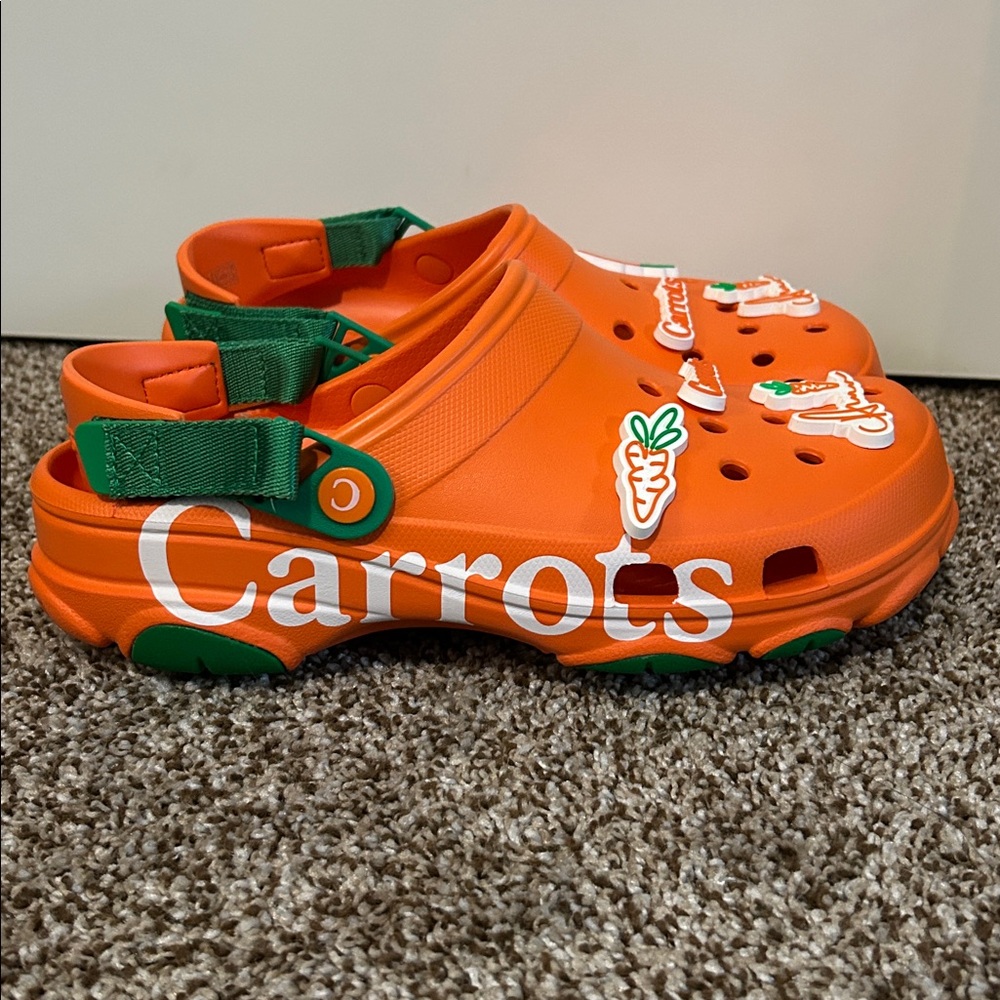 COPY- NWT! RARE! CROCS x CARROTS All-Terrain Clog- Men’s 9 / Women’s 11